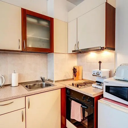 アパート Myplace 2 パンポロボ